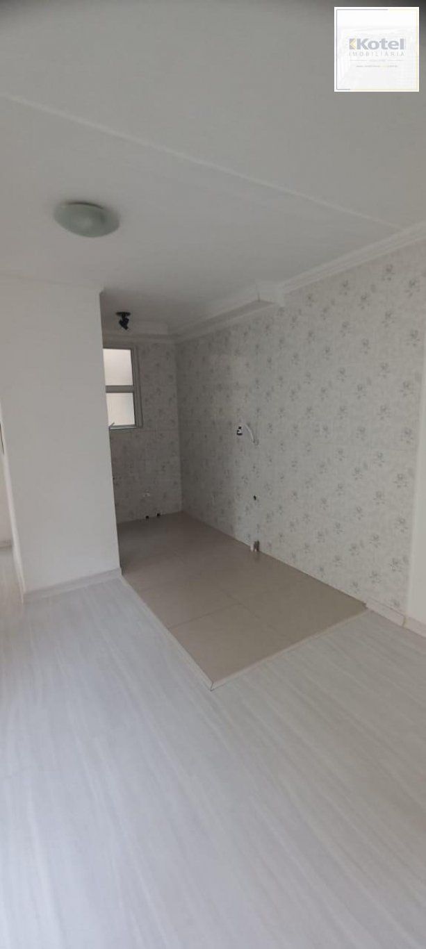 Apartamento de 2 quartos e 1 vaga no bairro Vila Nova.