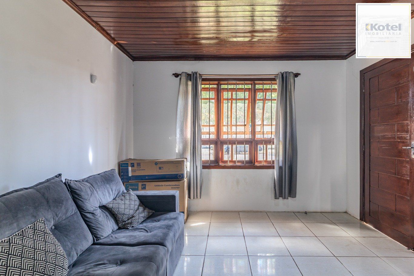 Casa de 81 metros quadrados, 3 dormitórios, 1 uma vaga de garagem em Canoas.