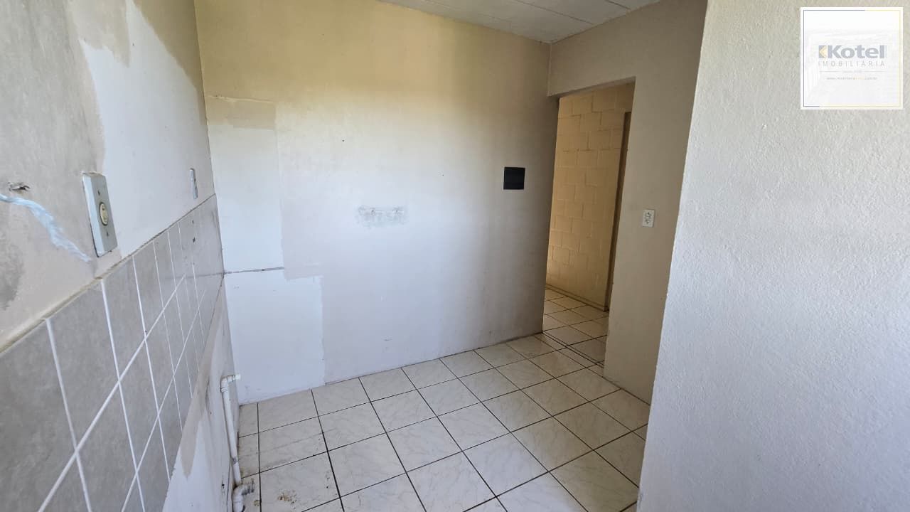 Apartamento com 2 quartos e portaria 24hr no bairro Lomba do Pinheiro