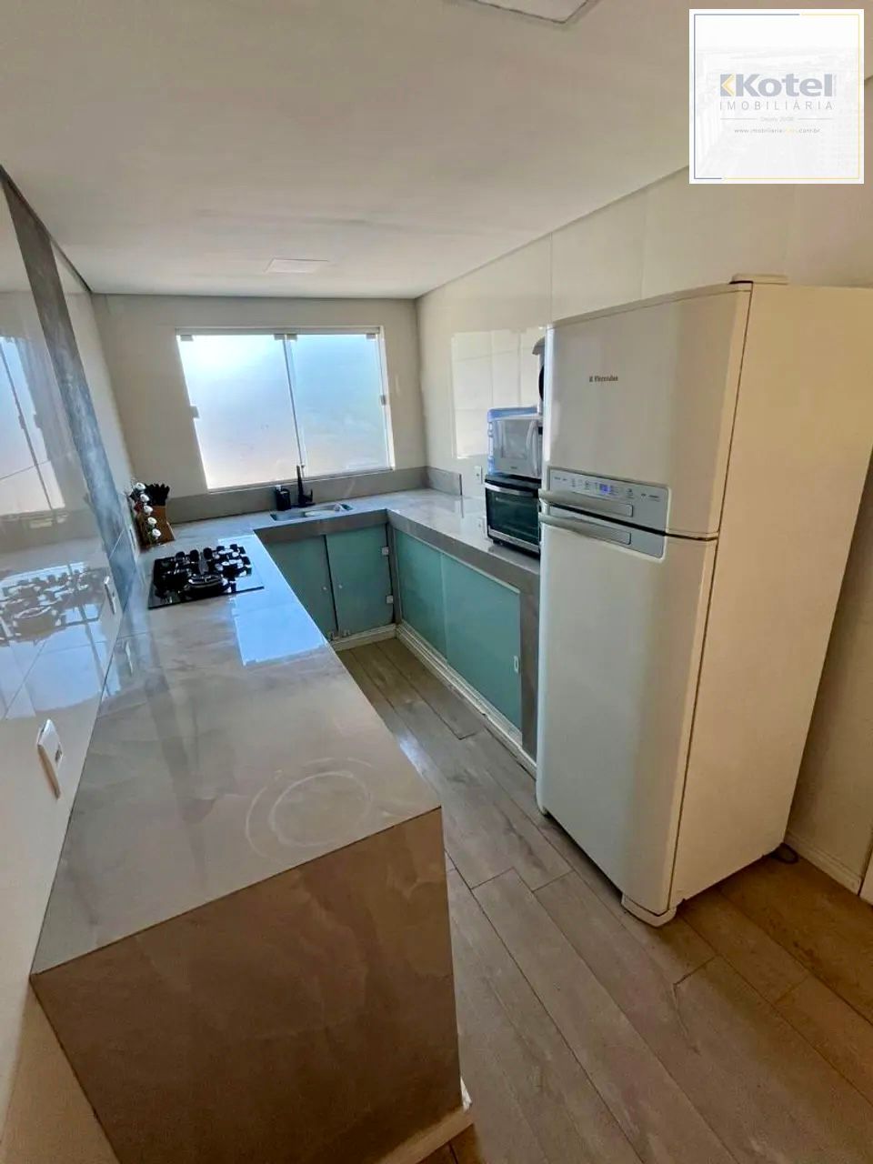 Casa para venda com 3 quartos , em Harmonia com 126 m² em Canoas