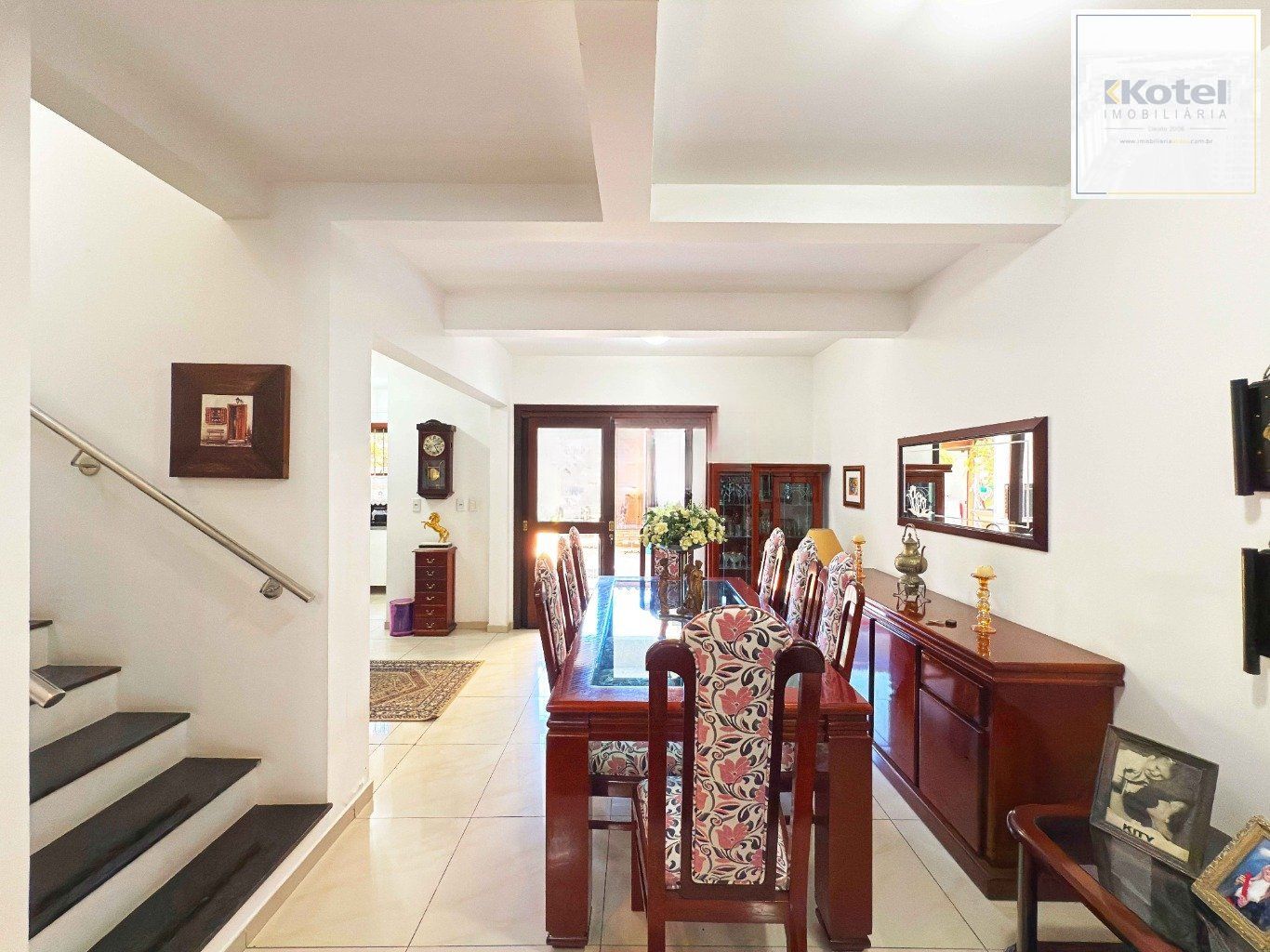 Casa semi mobiliada 3 quartos, suíte, 2 vagas no bairro Jardim Planalto — foto 4