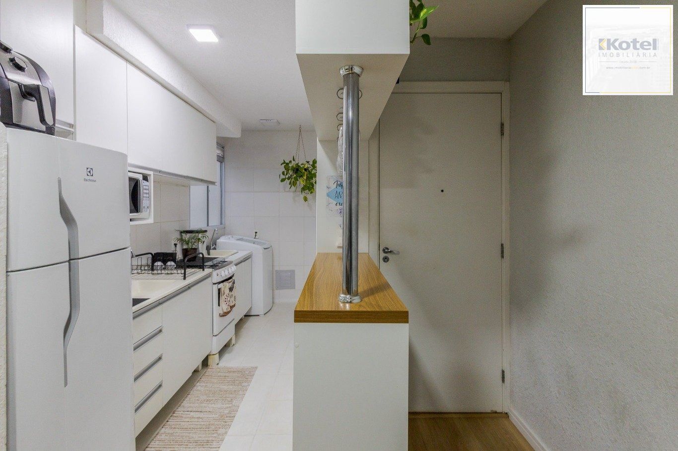Apartamento de 2 quartos e 1 vaga de garagem em Canoas.