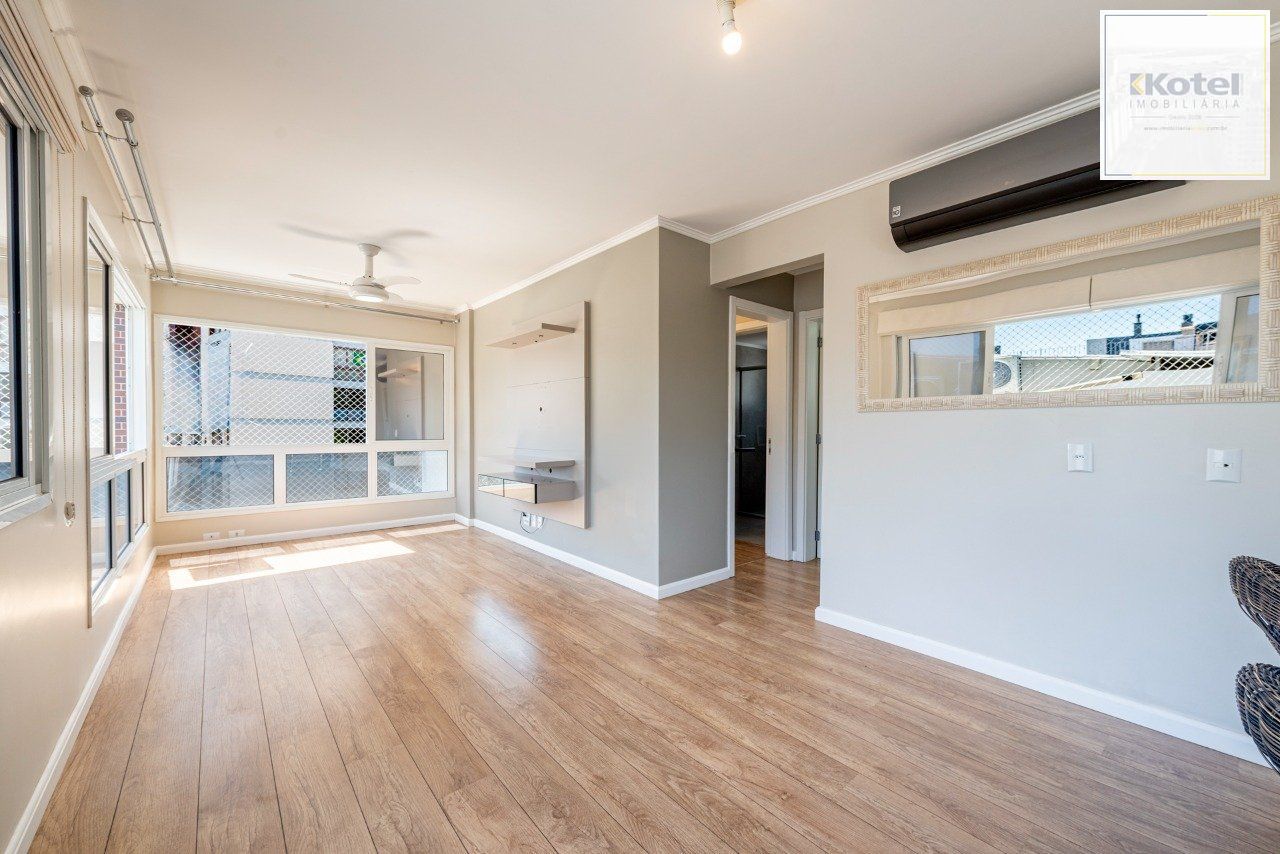 Apartamento de 2 dormitórios suíte, vaga dupla, elevador no bairro Rio Branco — foto 4