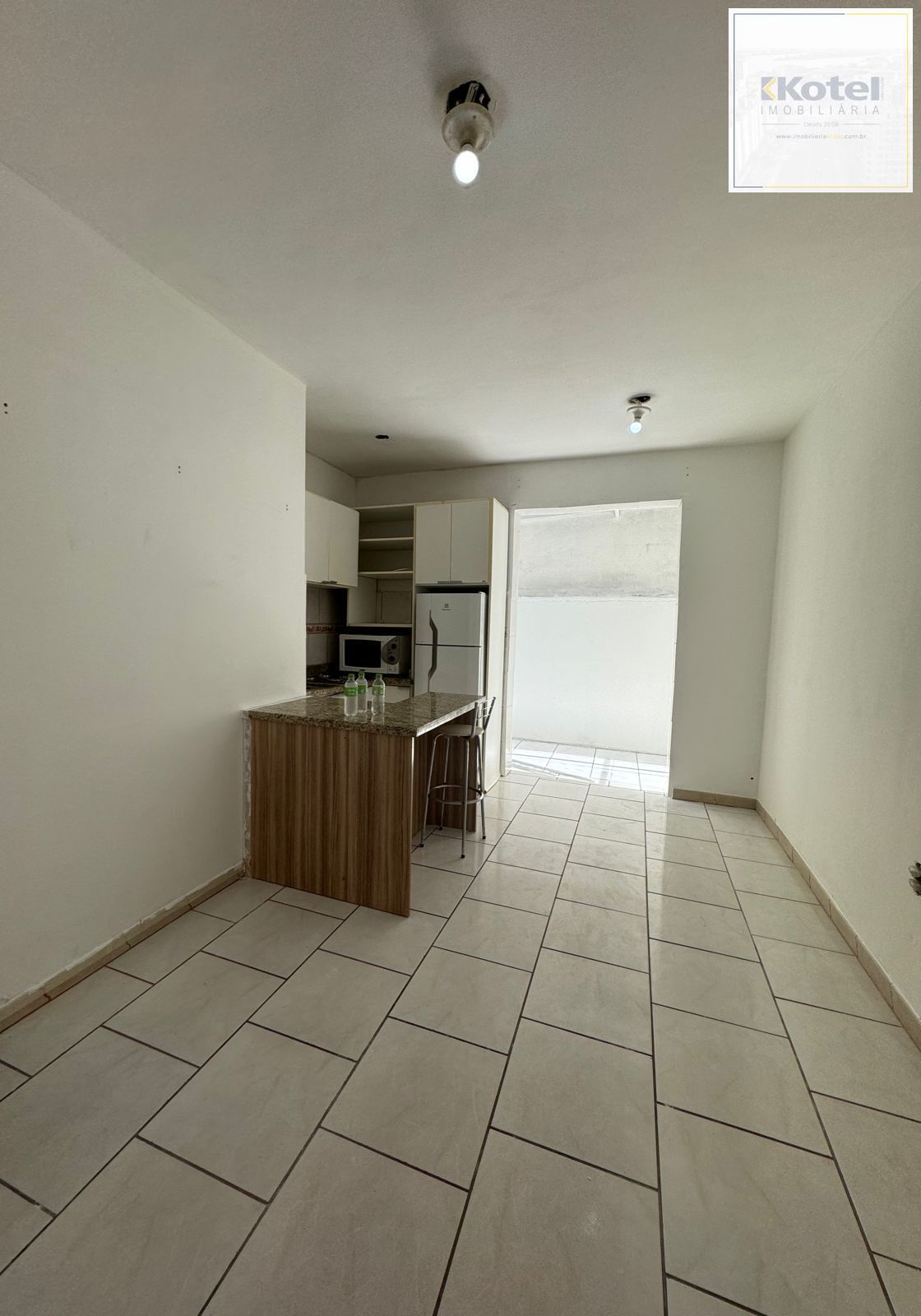 Apartamento térreo com 1 quarto no Bairro Santa Cecília/Bom Fim