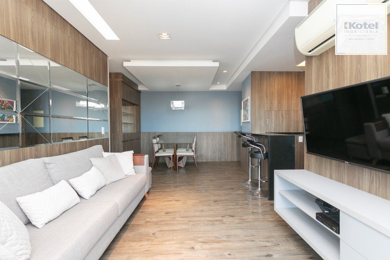 Apartamento com 3 quartos, 1 Suíte, 2 vagas e 83m² à venda em Jardim Lindóia.