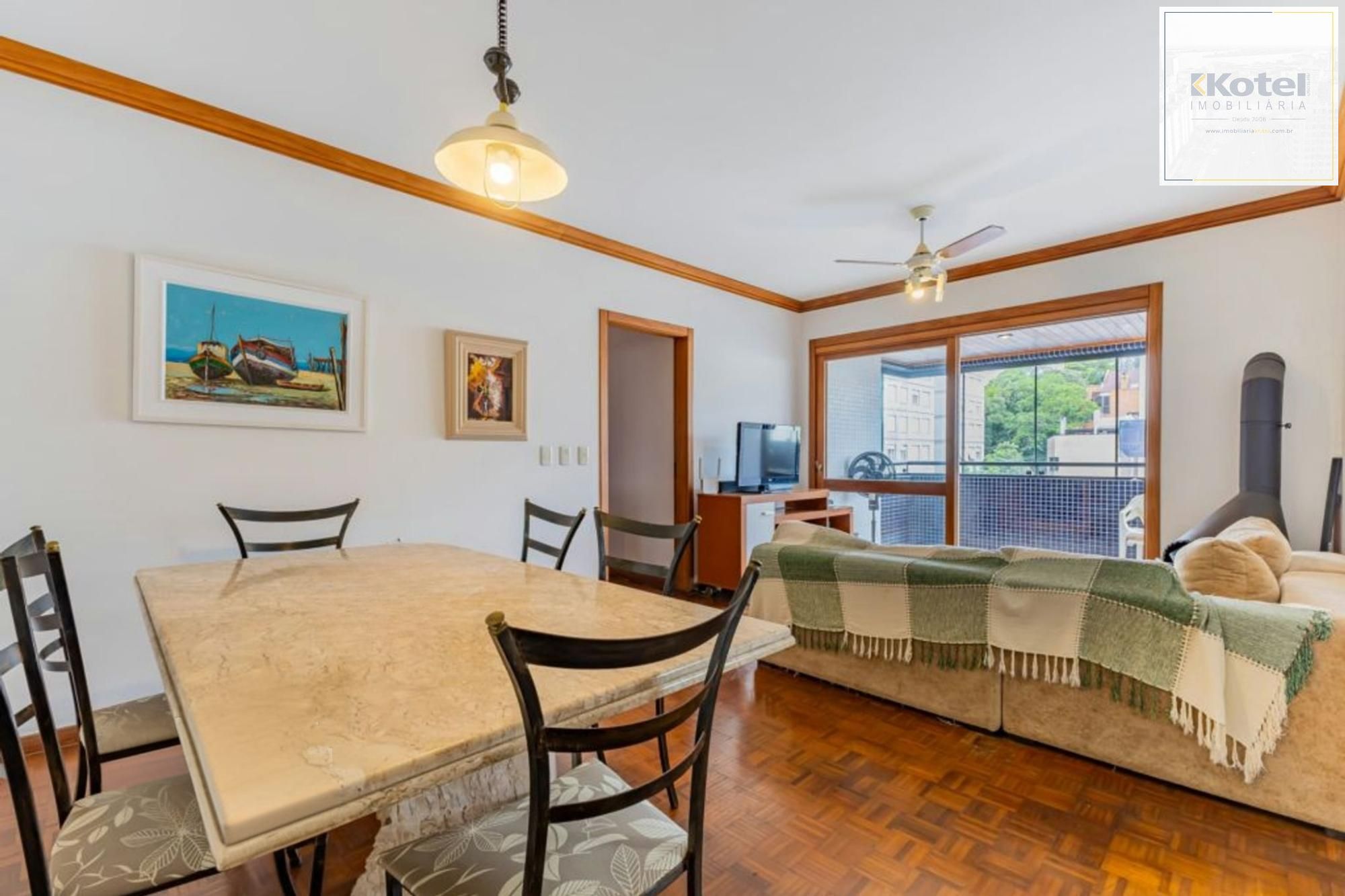 Apartamento com 3 quartos, 1 suíte, 3 vagas e elevador no Bairro São João.