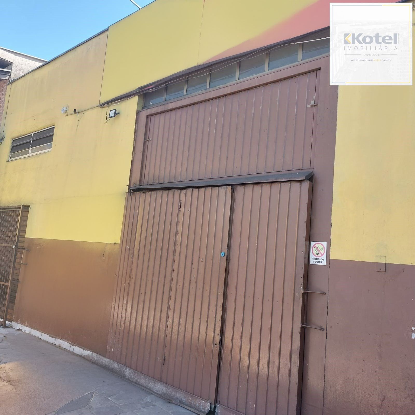 Pavilhão comercial à venda 329m² na Av Baltazar - Rubem Berta