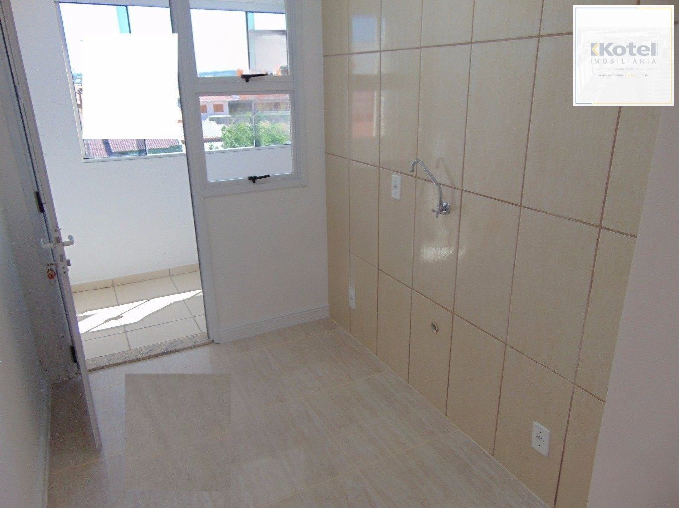 Apartamento de 2 dormitórios e 1 vaga de garagem em Canoas.