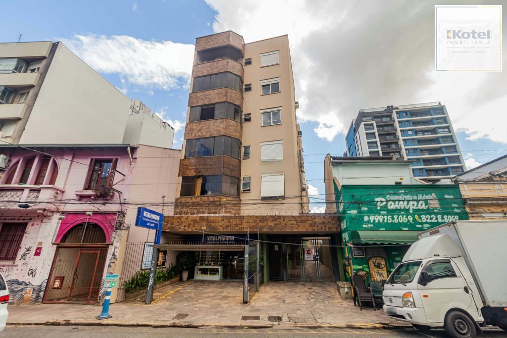Apartamento 2 dormitórios, 1 vaga, churrasqueira  e 77m² na José do Patrocinio.