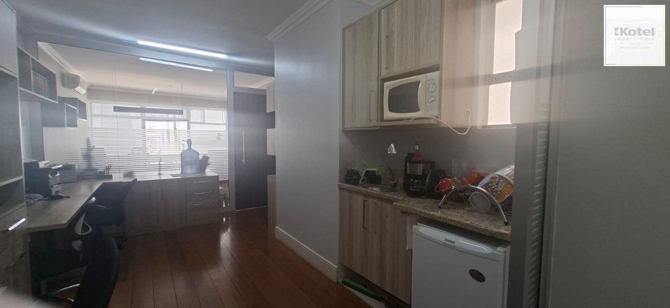 Sala semi mobiliada comercial no bairro Auxiliadora.