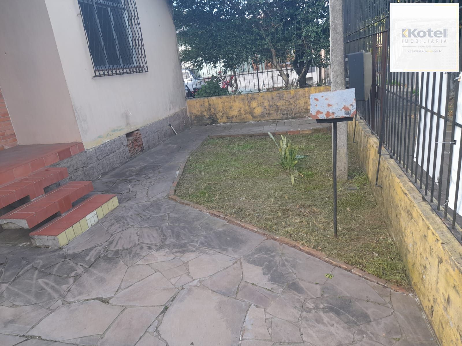 Casa em terreno com 335 metros quadrados no Bairro Jardim Itu — foto 2