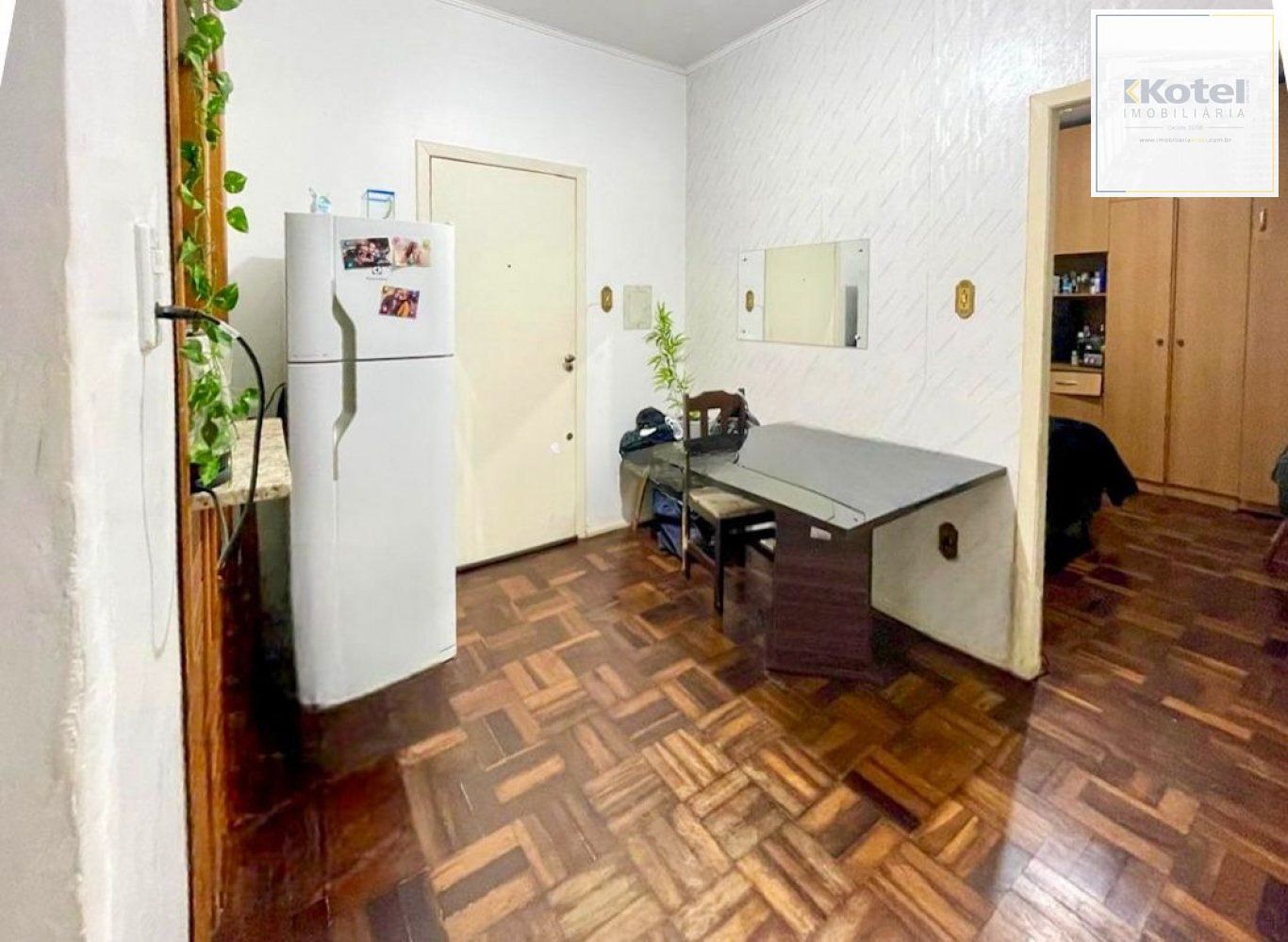 Apartamento de 1 dormitório e elevador no bairro Centro Histórico