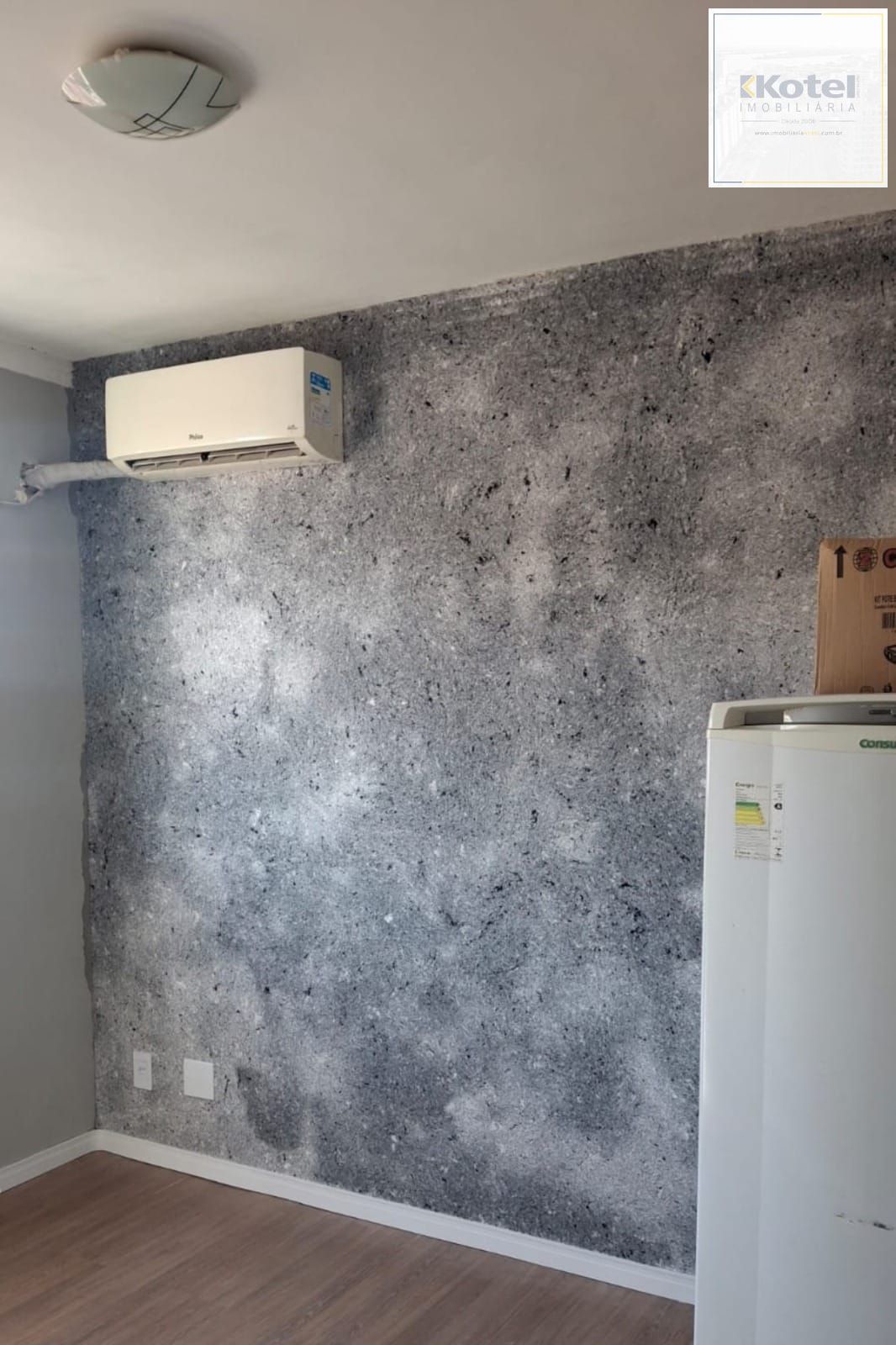 Apartamento com 2 quartos, vaga e piscina  no bairro  Parque Santa Fe
