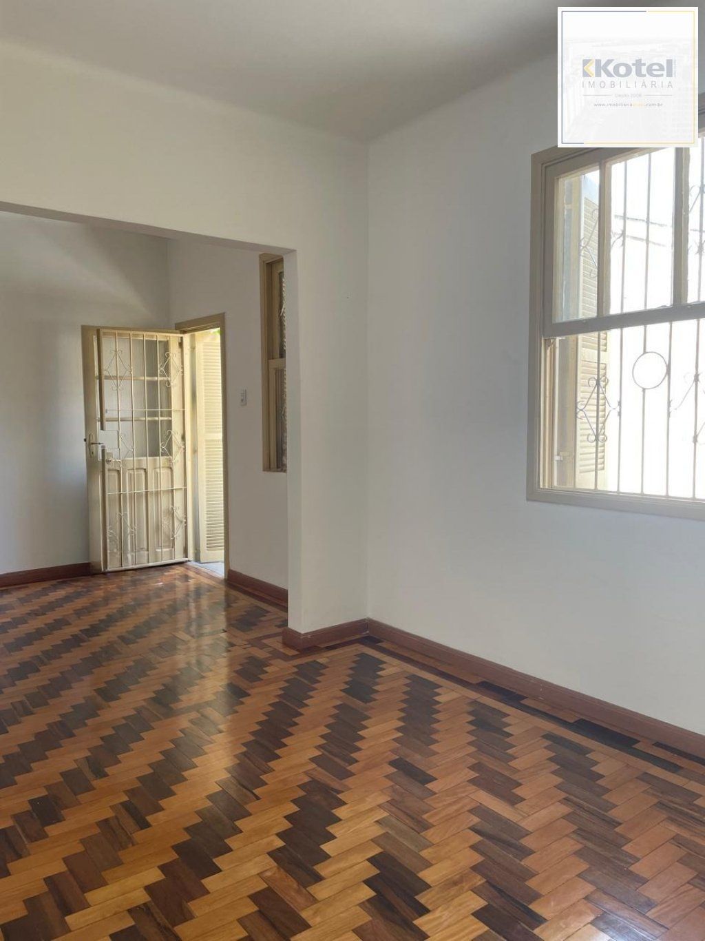 Apartamento com 2 dormitórios no Bairro Santa Cecília