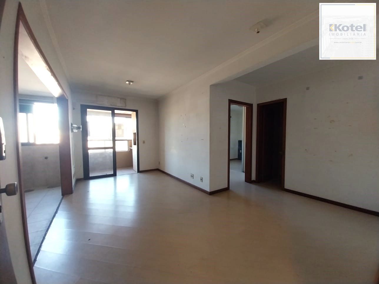 Apartamento com 1 dormitório, 1 vaga e 47m² à venda em Boa Vista, Porto
