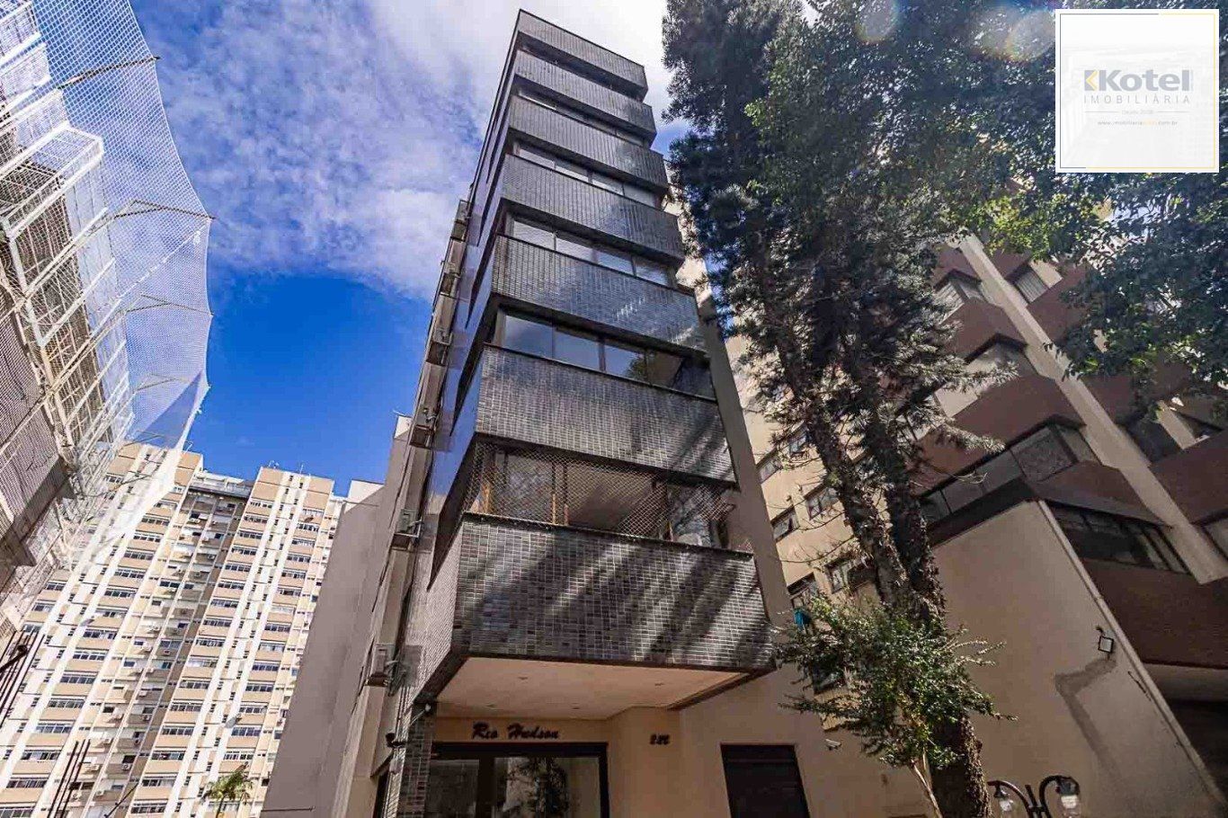 Apartamento de 2 quartos, elevador e 2 vagas no bairro Auxiliadora. — foto 2