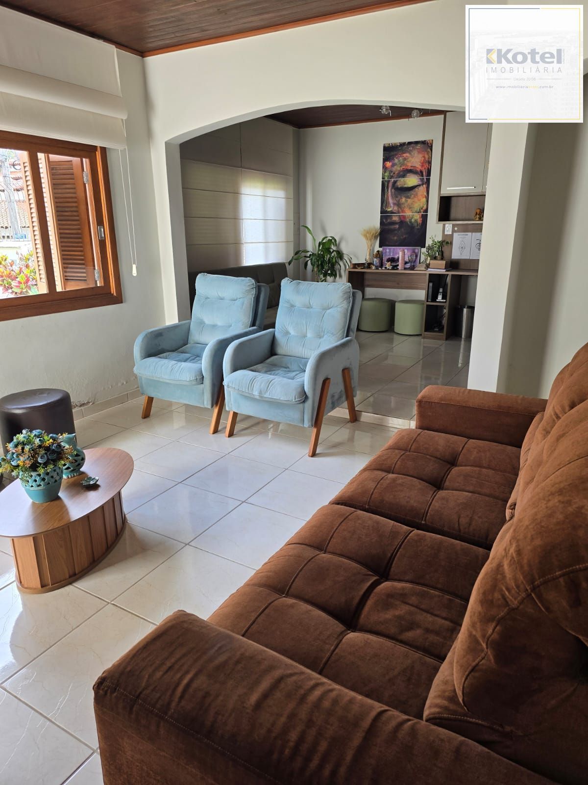 Casa térrea, 3 dormitórios e 4 vagas cobertos no Sarandi. — foto 4