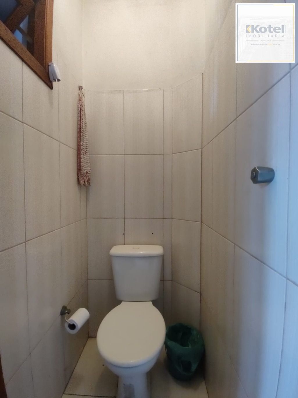 Casa de 3 dormitórios e 2 vagas de garagem em Cachoerinha.