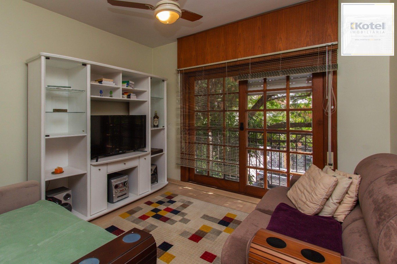 Apartamento mobiliado 2 quartos com suíte e vaga no Rio Branco