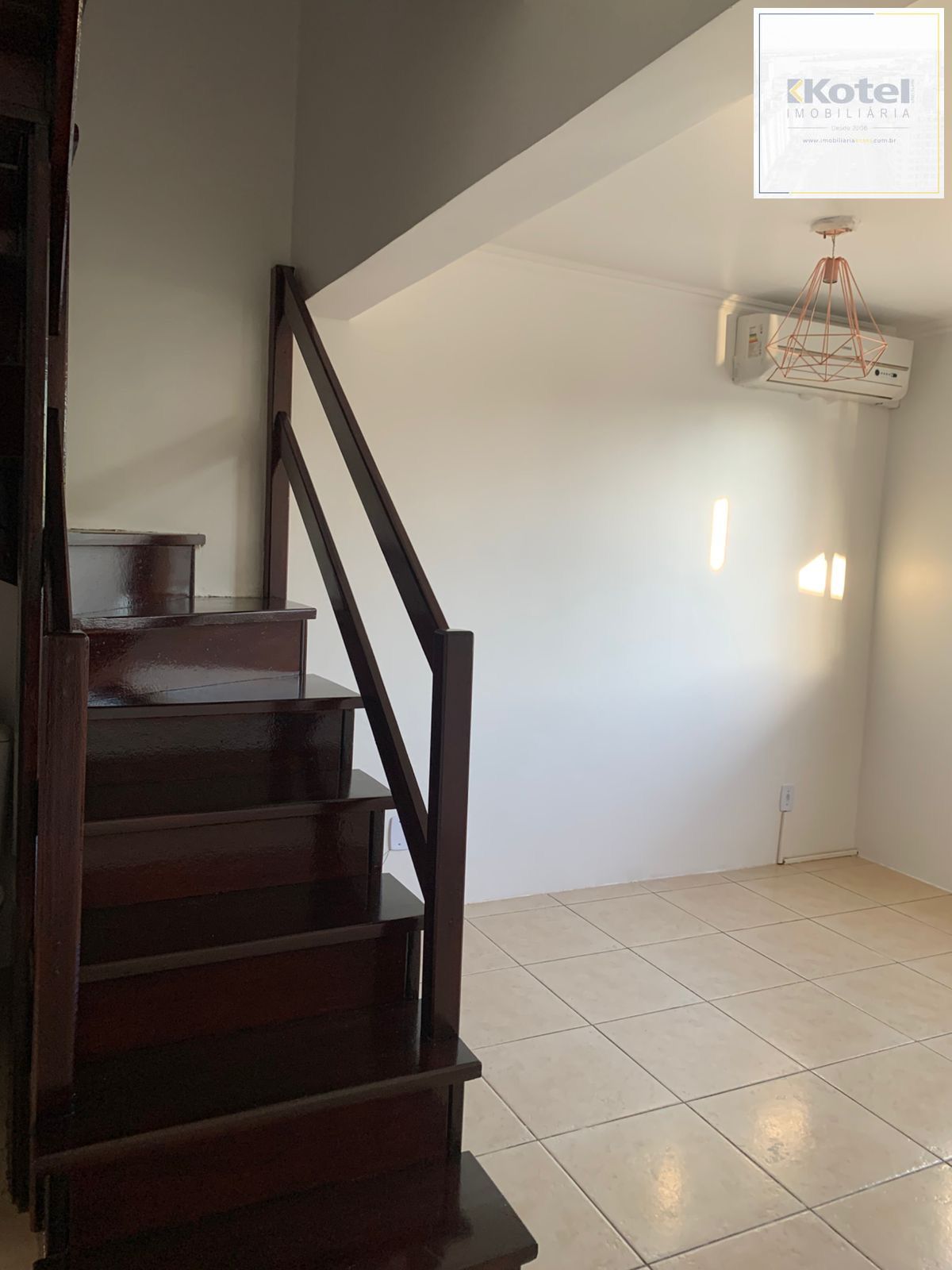 Casa com 2 quartos à venda na Avenida Faria Lobato, 1120, Sarandi, Porto Alegre — foto 2