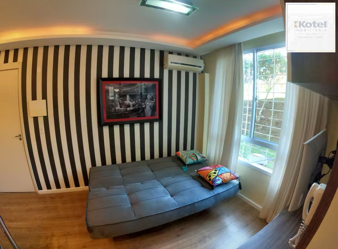 Apartamento de 2 quartos térreo com 49 metros privativos e 1 vaga de garagem