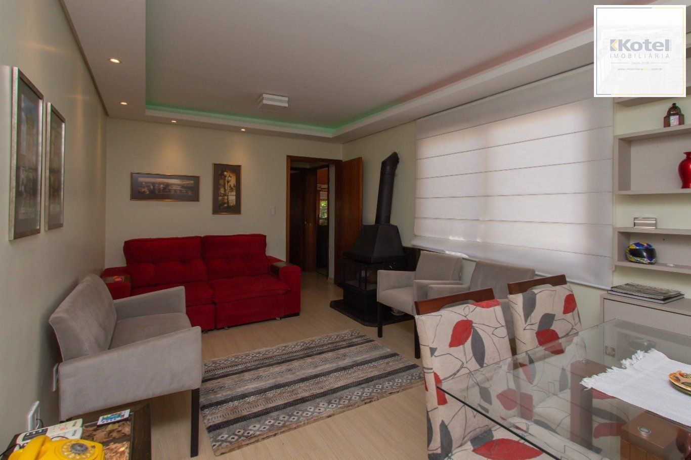Apartamento mobiliado 2 quartos com suíte e vaga no Rio Branco