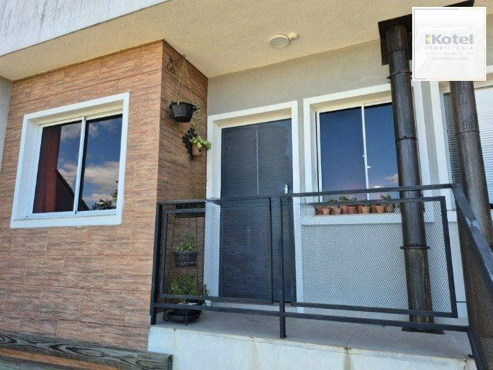 Apartamento de 2 dormitórios, 2 vagas de garagem no Bairro Olaria em Canoas.