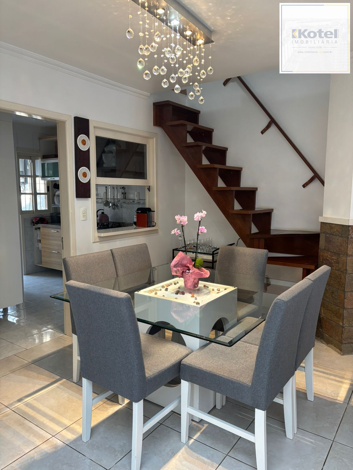 Casa com 2 quartos 2 suítes, 2 vagas e 99m² à venda em Hípica, Porto Alegre. — foto 4