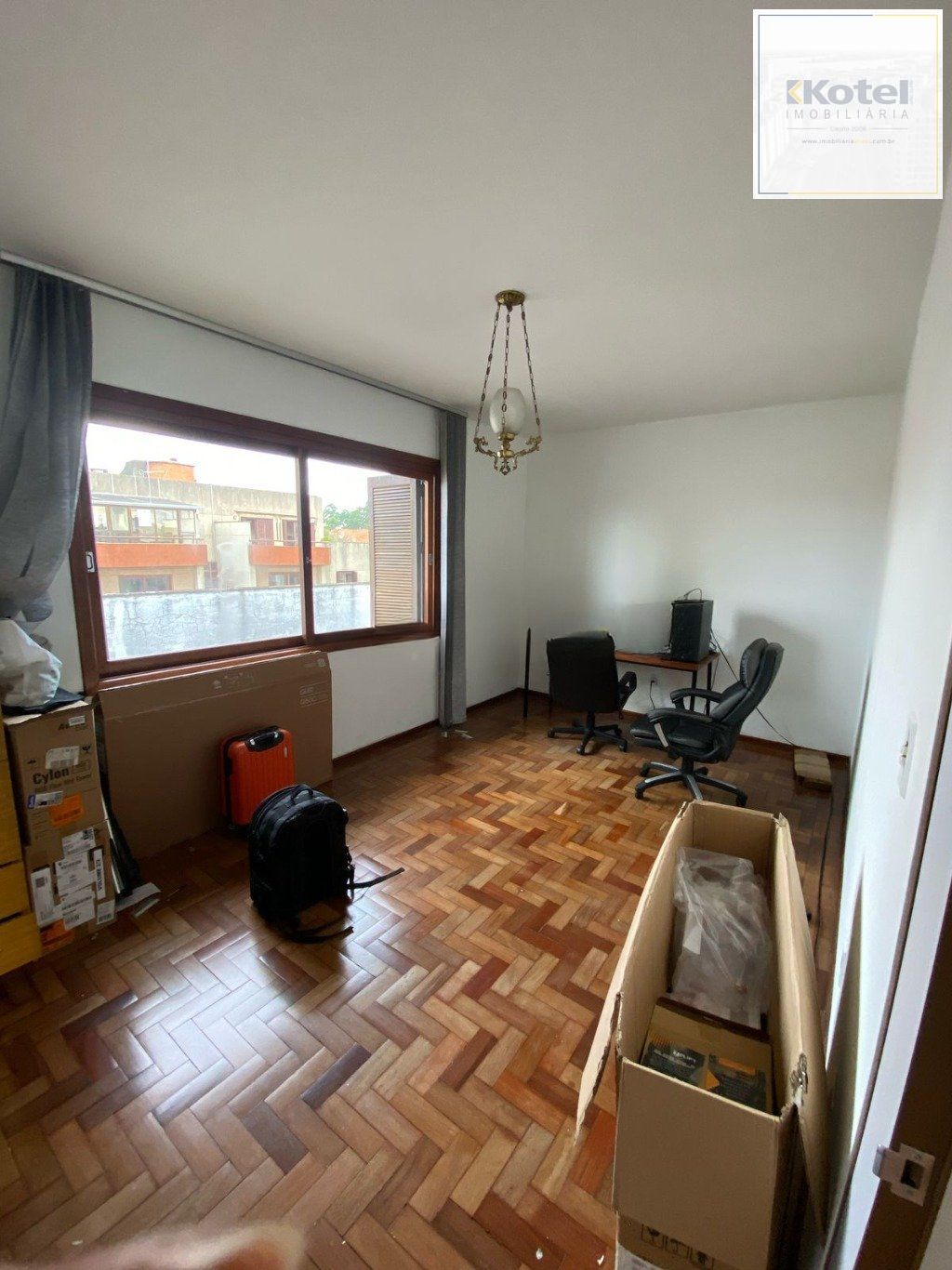 Cobertura de 2 dormitórios e 2 vagas bairro Jardim Planalto