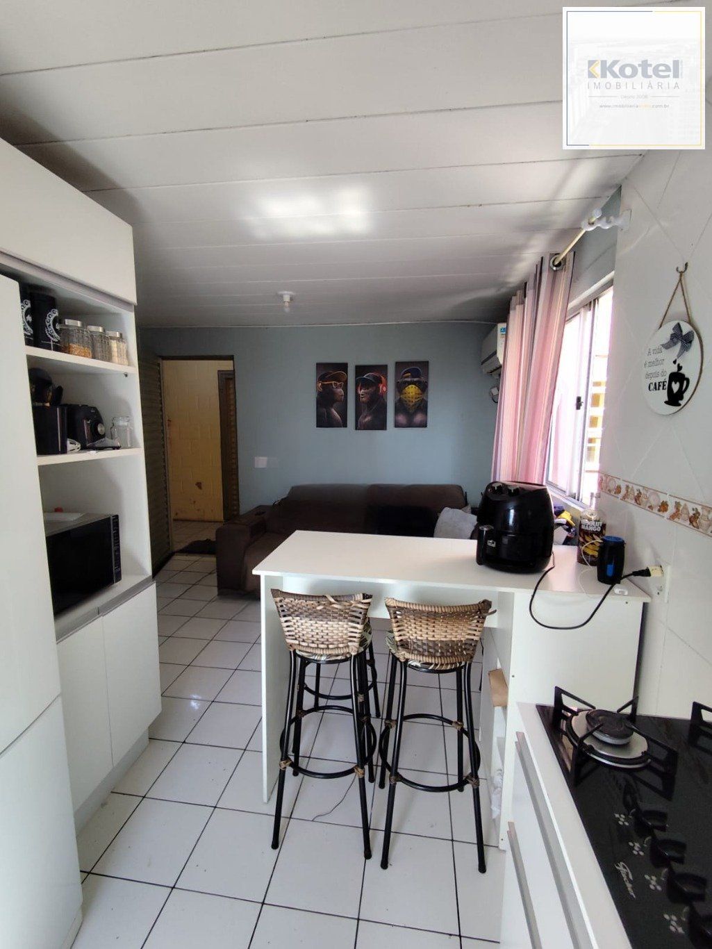 Apartamento de 2 dormitórios e 1 vaga de garagem em Canoas.