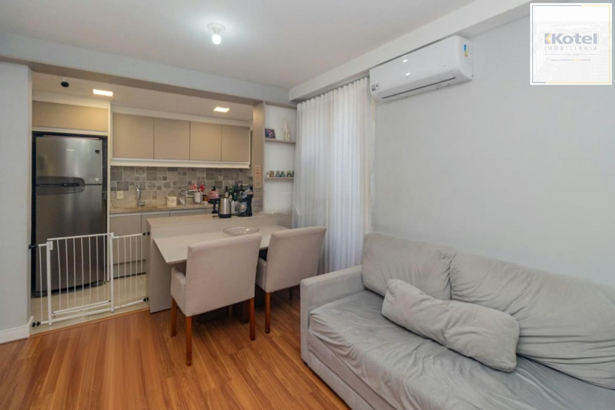 Apartamento 2 Dormitórios com Vaga e Piscina no Cristal em Porto Alegre — foto 2