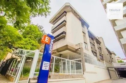 Sala em Conjunto Comercial no Bairro Floresta em Porto Alegre.