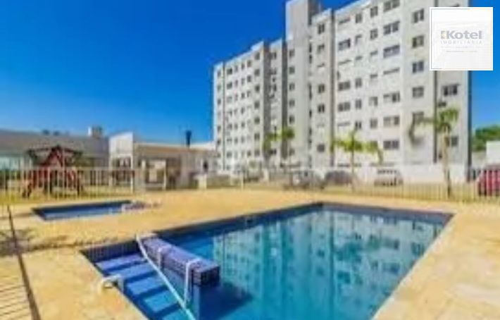 Apartamento Térreo Semi Mobiliado com Amplo Pátio Privativo – Porto Alegre