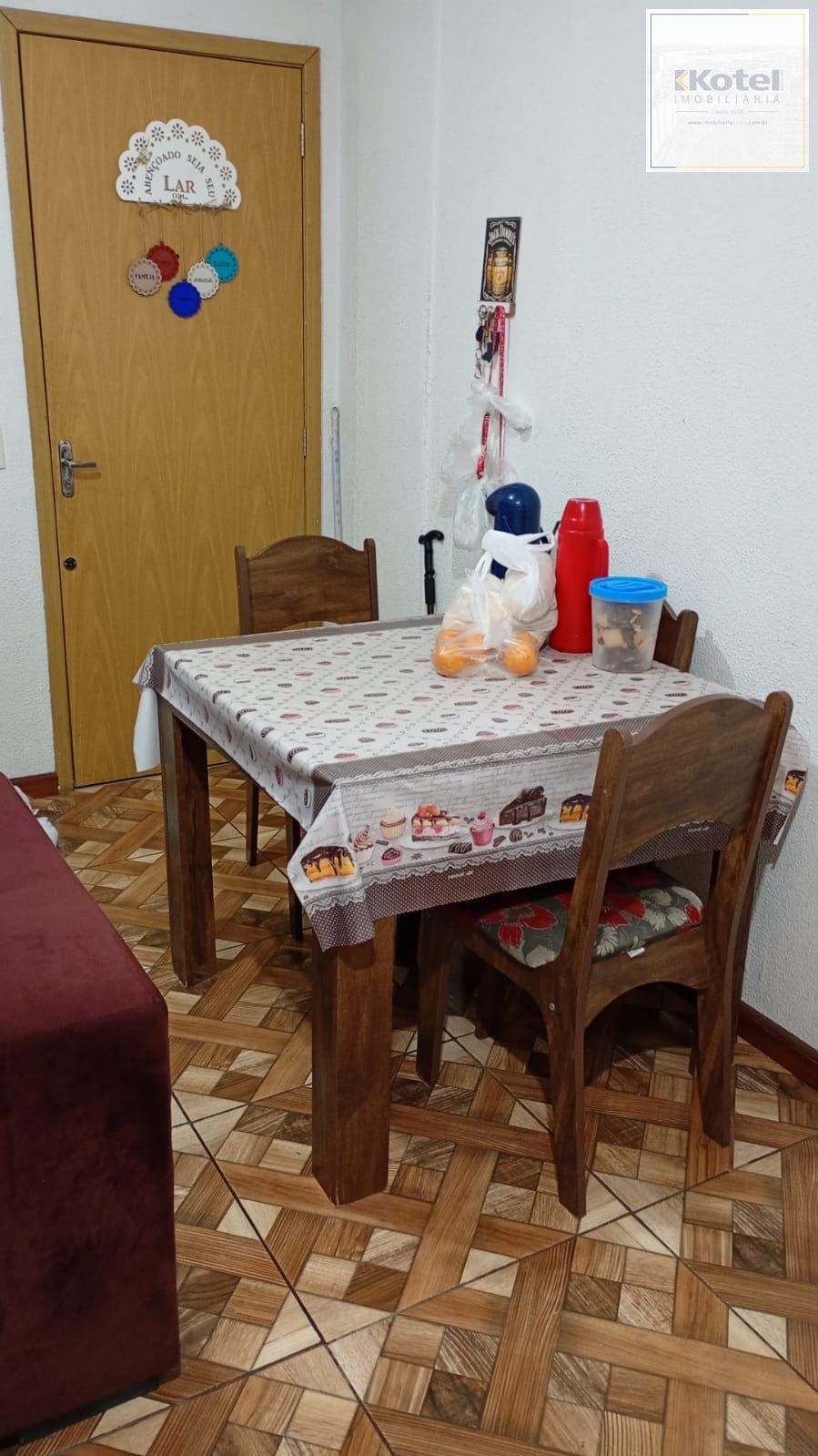 Apartamento com 2 quartos 1 vaga de garagem Bairro Guajuviras Canoas