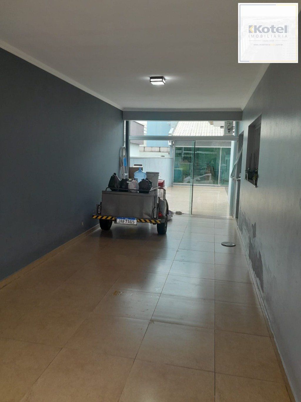 Casa com 3 dormitórios e 3 vagas de garagem em Gravatai.