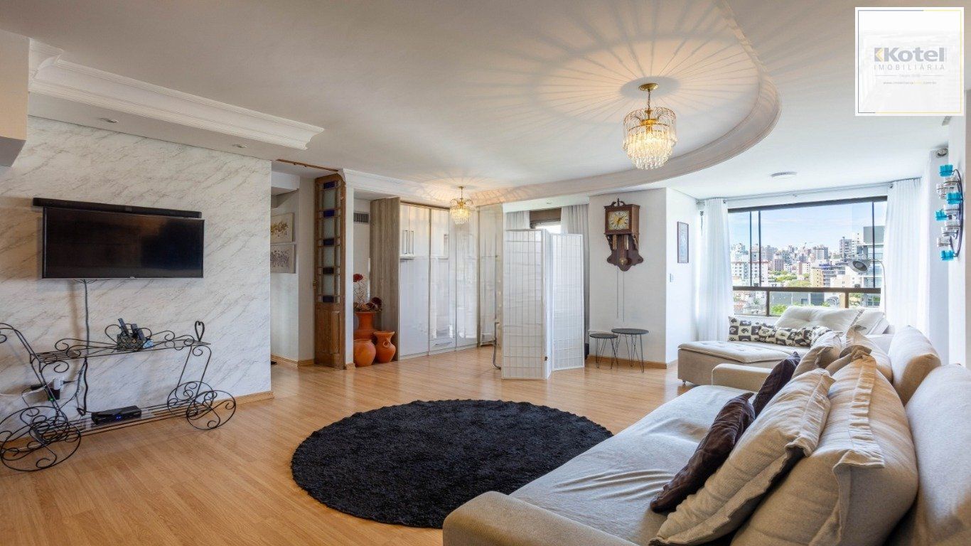 Cobertura com 3 Quartos, 1 suíte, 2 vagas e 211m²  no Petrópolis. — foto 3