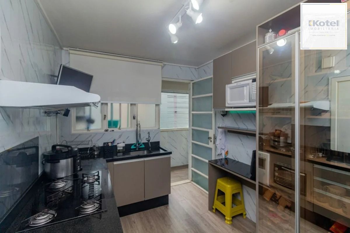 Apartamento 2 Quartos com 77m² e Vaga no Petrópolis