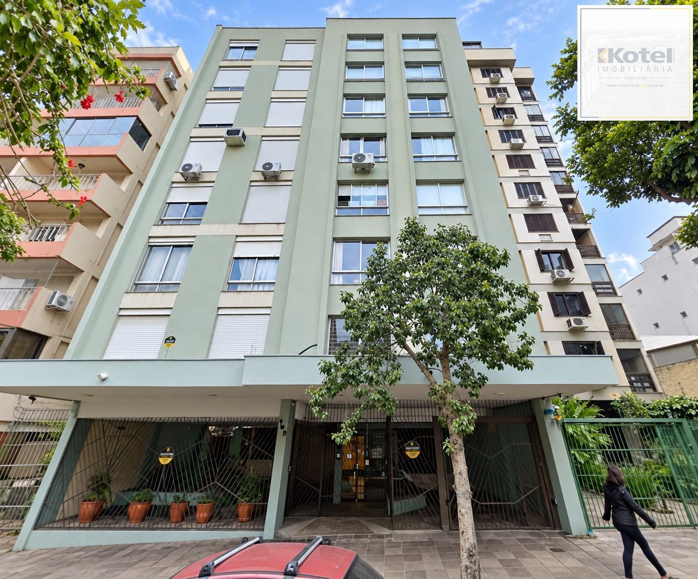 Apartamento 2 Dormitórios e elevador no Centro Histórico