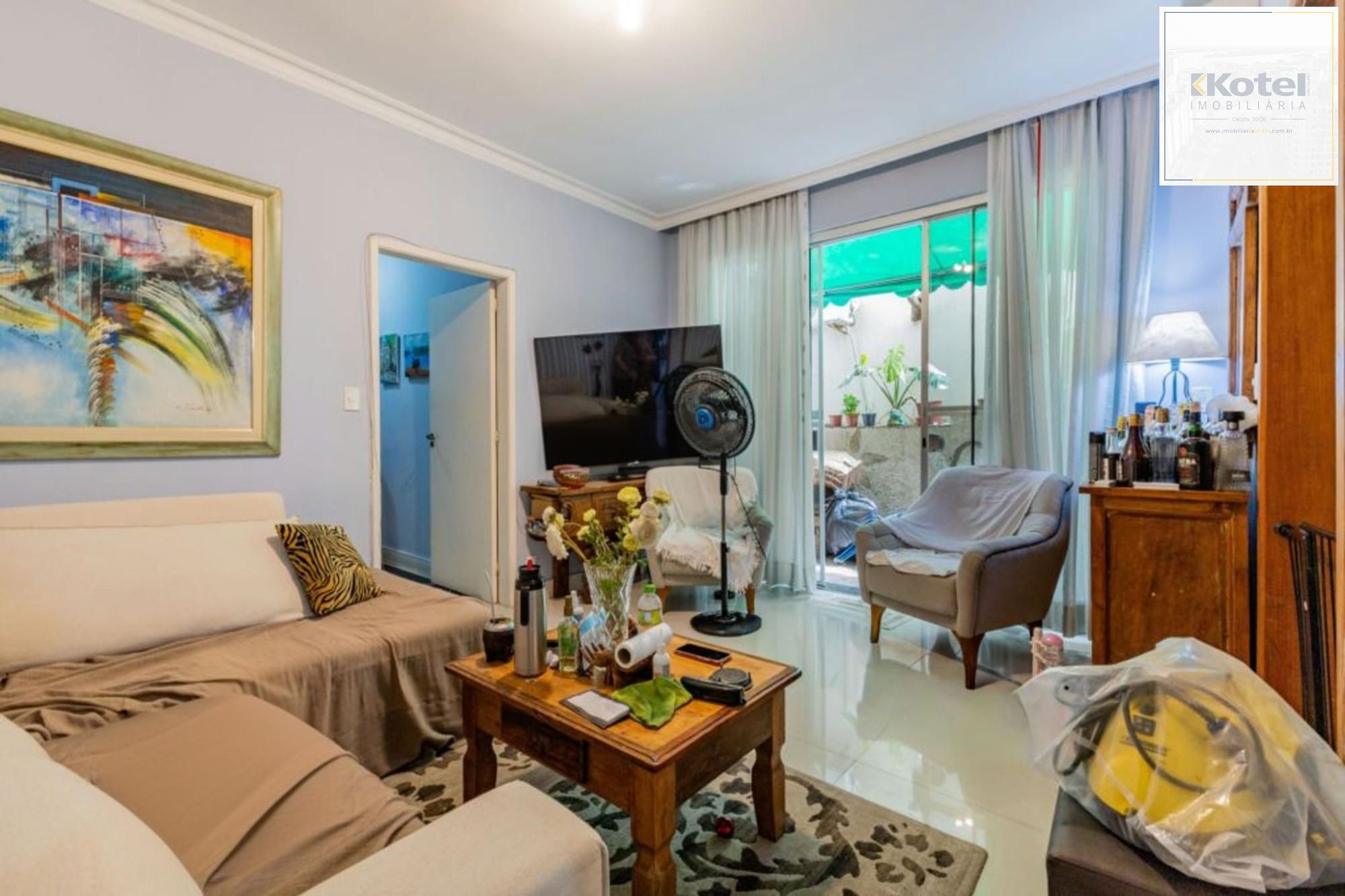 Apartamento Térreo, 3 quartos e varanda separada no bairro Rio Branco