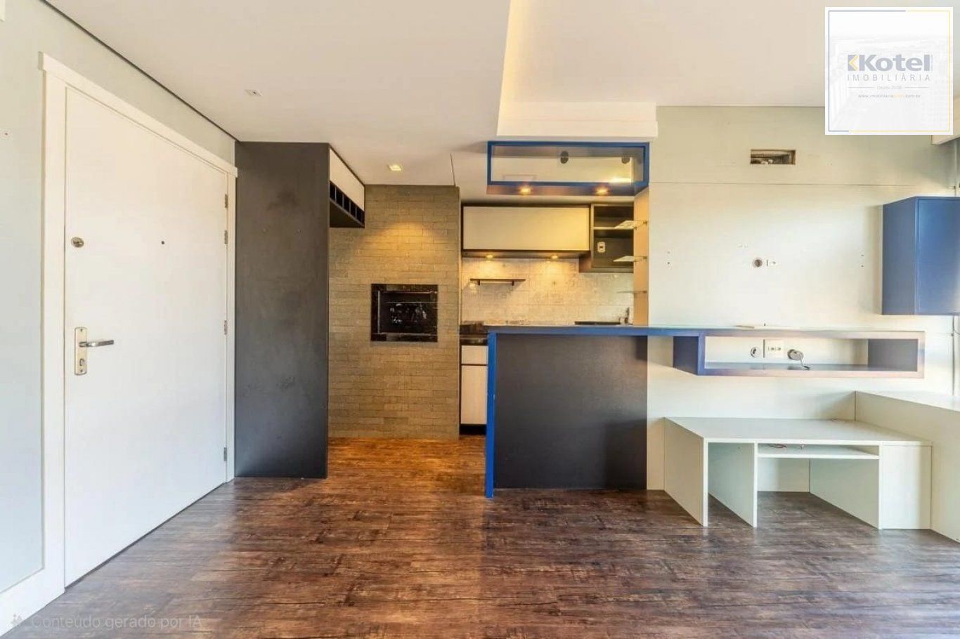Apartamento 2 Dormitórios, Suíte, 2 vagas e elevador no Passo da Areia