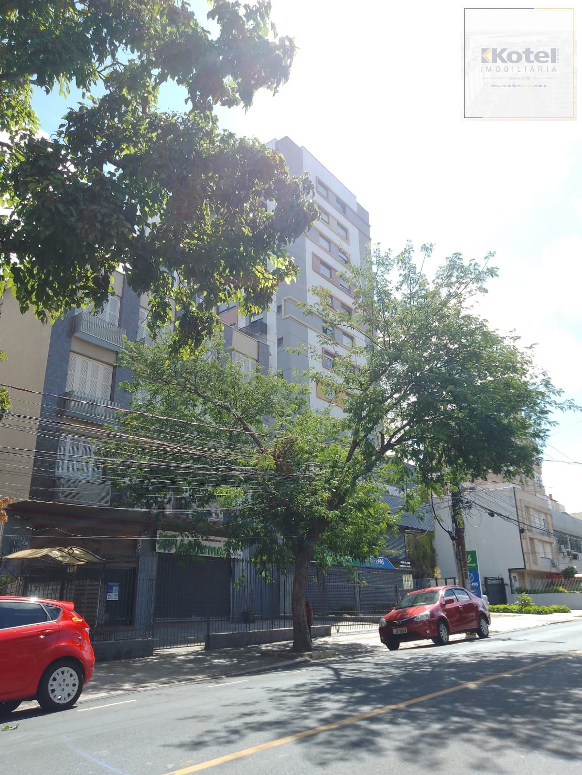 Apartamento de 2 quartos, 2 banheiros no bairro Farroupilha — foto 2