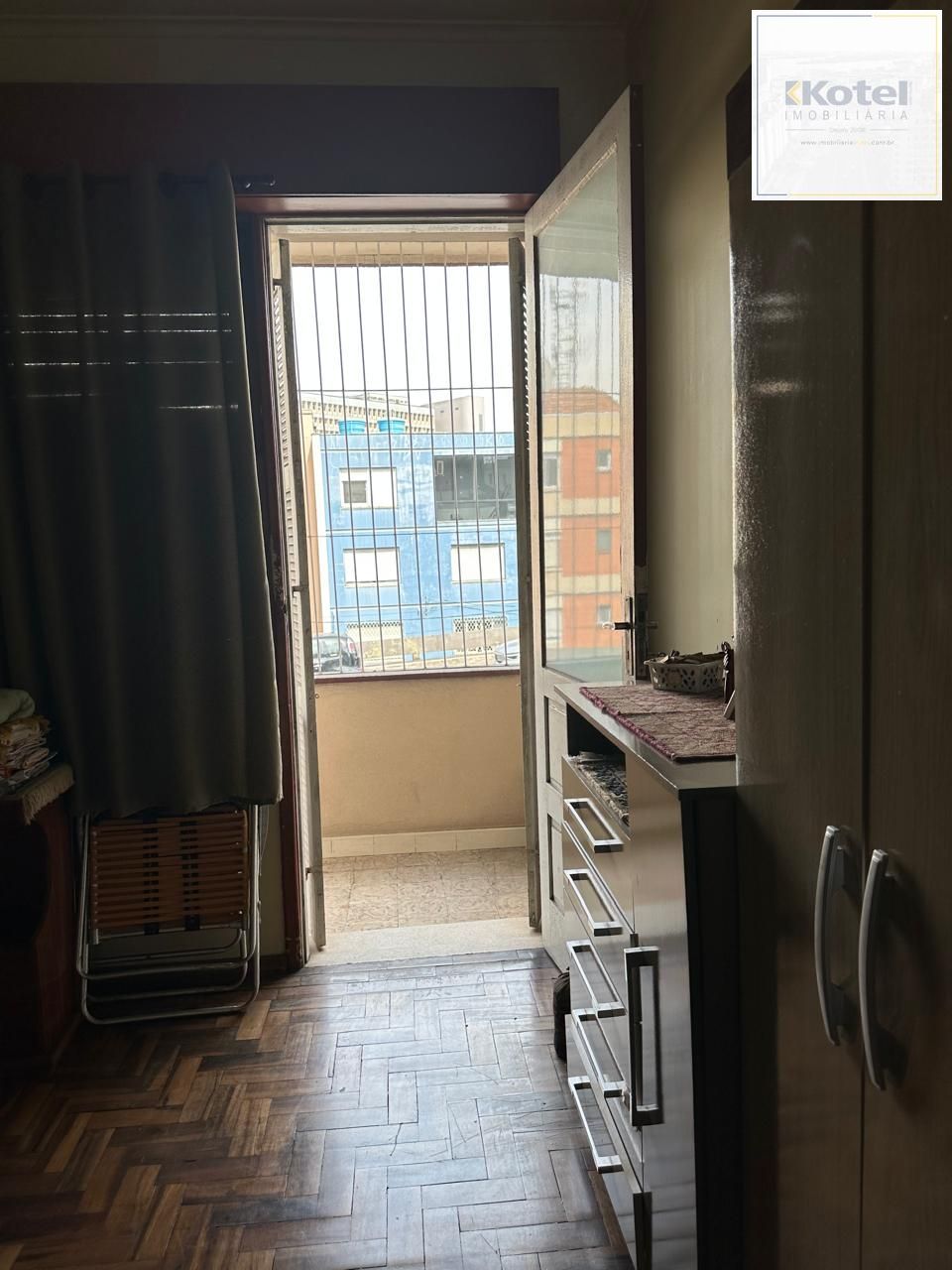 Apartamento de 2 quartos e 2 banheiros no bairro Santa Cecília. — foto 2