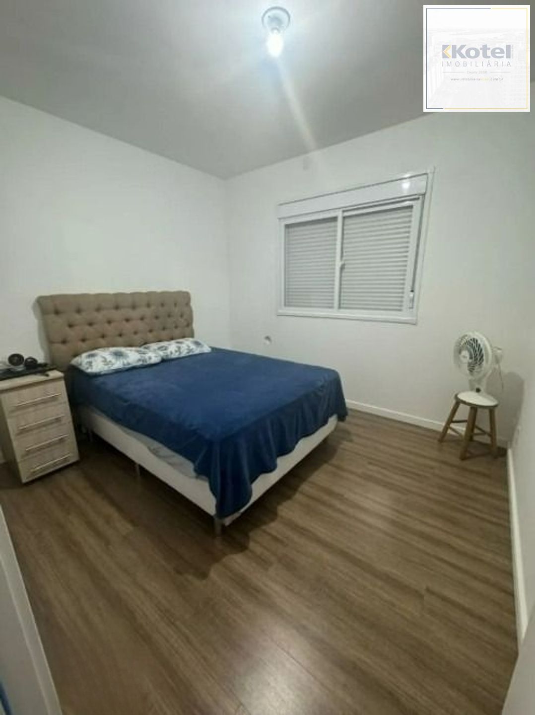 Apartamento de 2 dormitórios, piscina e 1 vaga de garagem em Canoas.