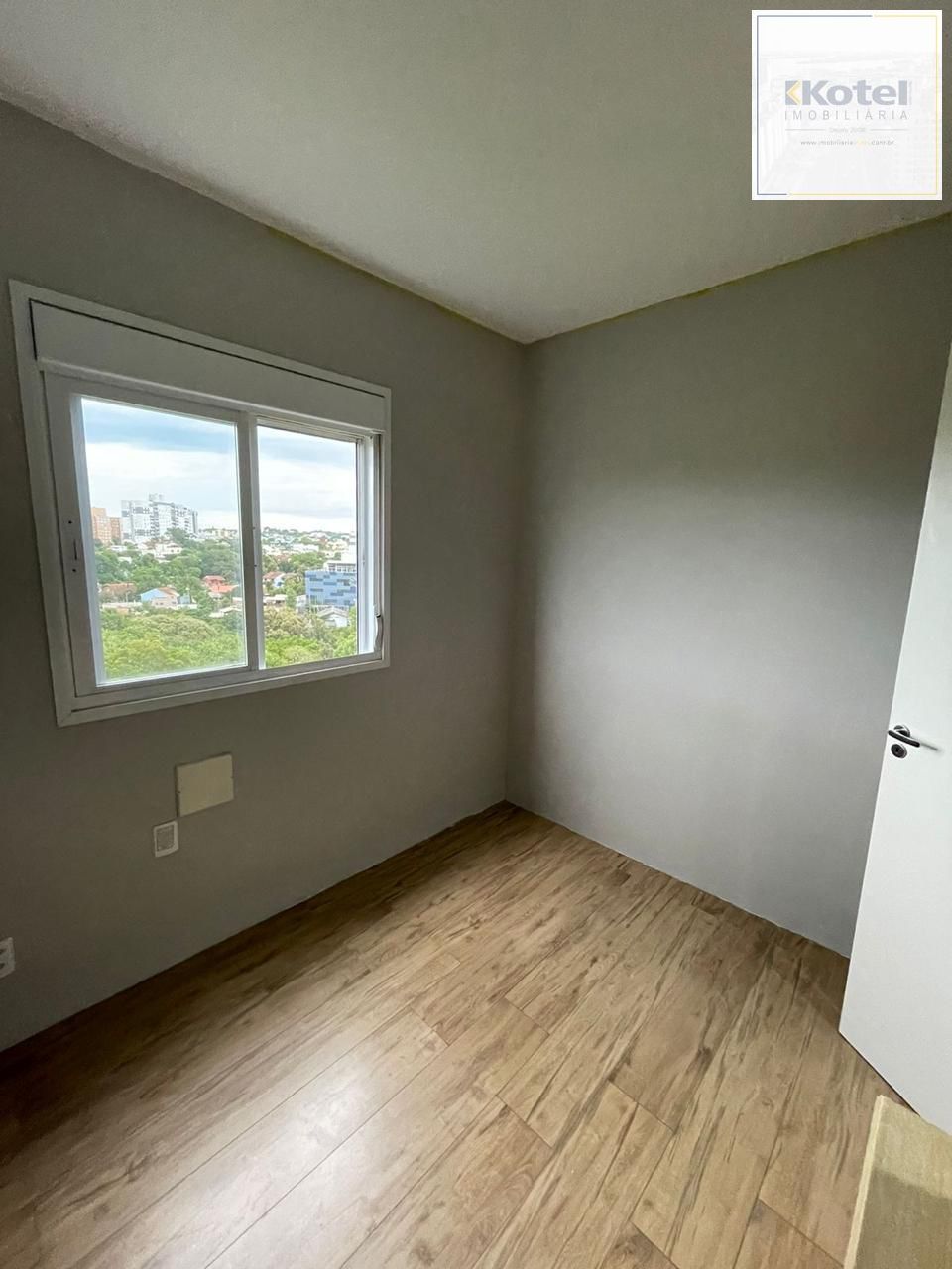 Apartamento 2 dormitórios com vaga e elevador em Gravataí