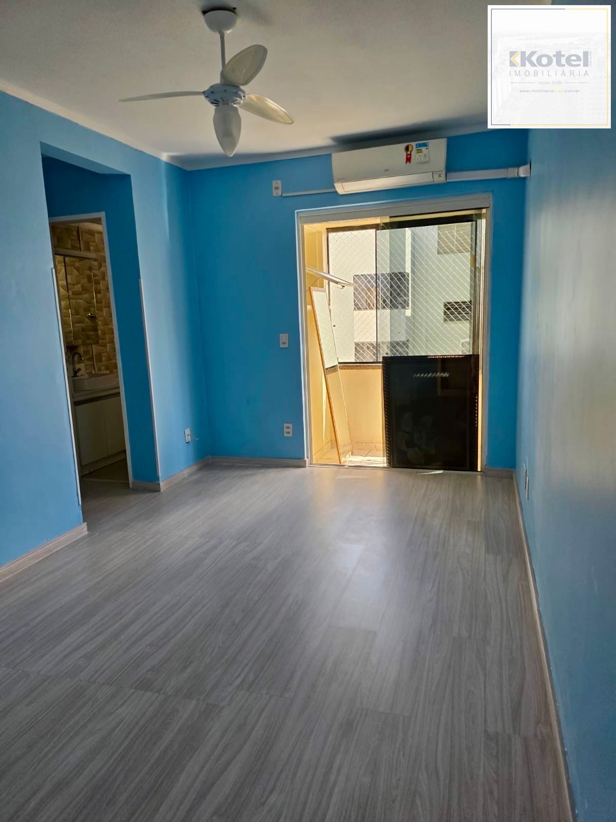 Apartamento de 2 dormitórios, 1 vaga, elevador no bairro Sarandi — foto 2