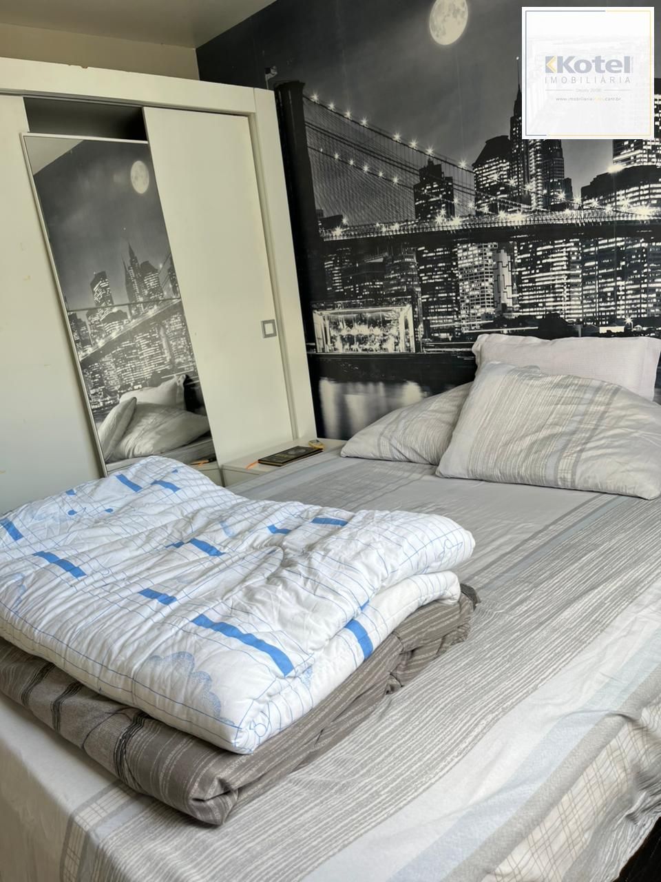 Apartamento de 2 dormitórios e 1 vaga de garagem em Canoas.