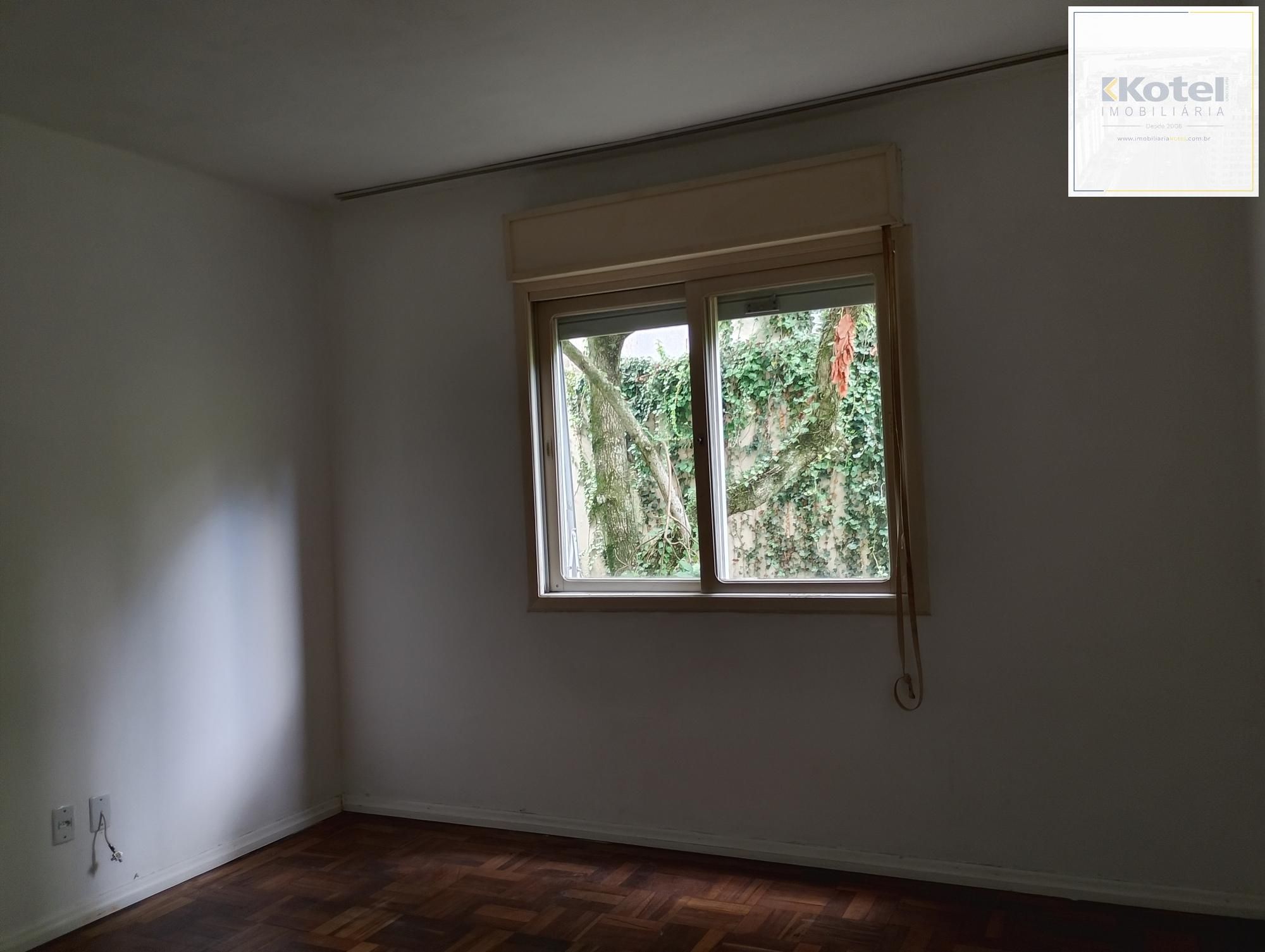 Apartamento à venda com 2 Dormitórios vaga no bairro Petropolis — foto 3