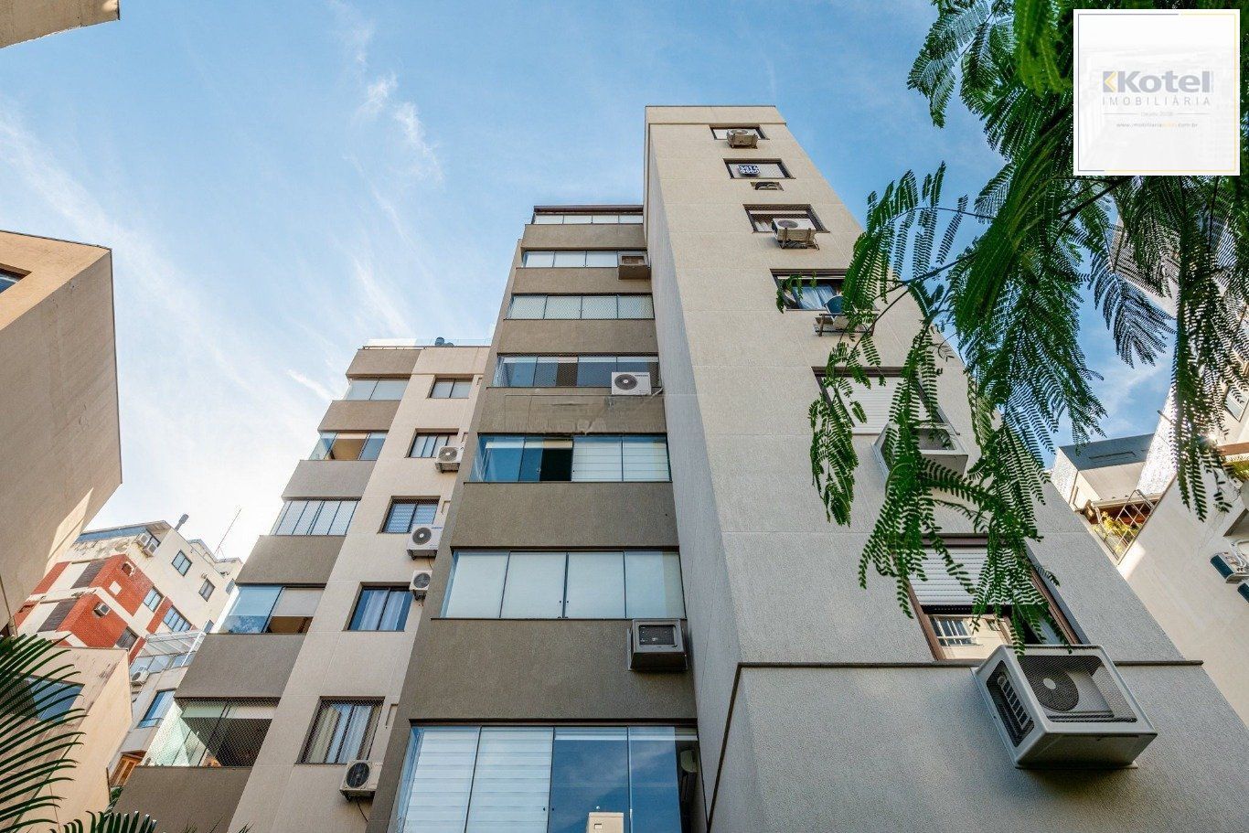 Apartamento com 2 quartos, sendo 1 suíte e 2 vagas no bairro Bela Vista