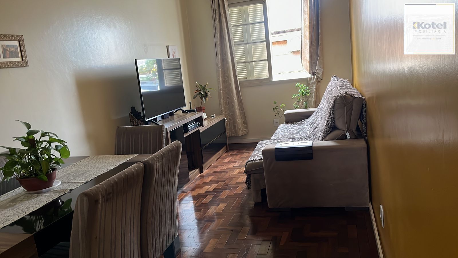 Apartamento com 2 quartos, 2 banheiros e sol da manhã no bairro Vila Ipiranga — foto 4