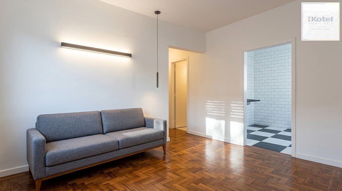Apartamento 1 quarto, portaria 24 horas e churrasqueira no bairro Camaquã.